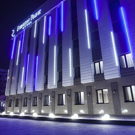 Renion Park Hotel Almatî Exterior foto
